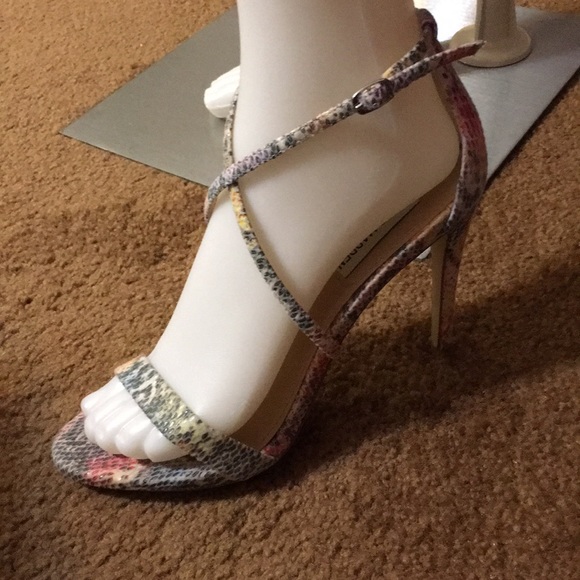 Steve Madden stilletos - Picture 8 of 8